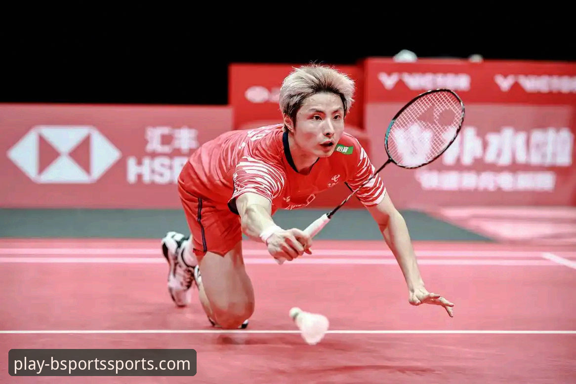 宁波亚锦赛男单决赛最新战报：石宇奇强势横扫印度黑马，国羽时隔八年重夺冠军